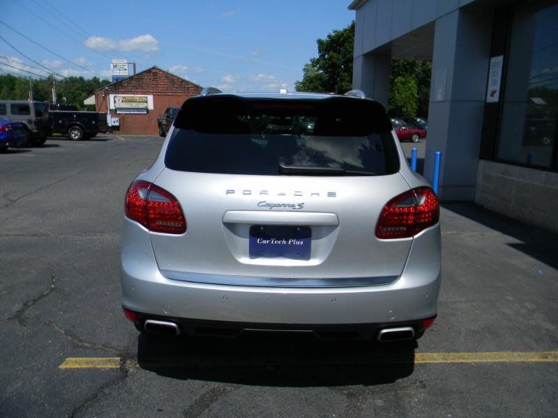 Used 2014 Porsche Cayenne S AWD/4WD image 7