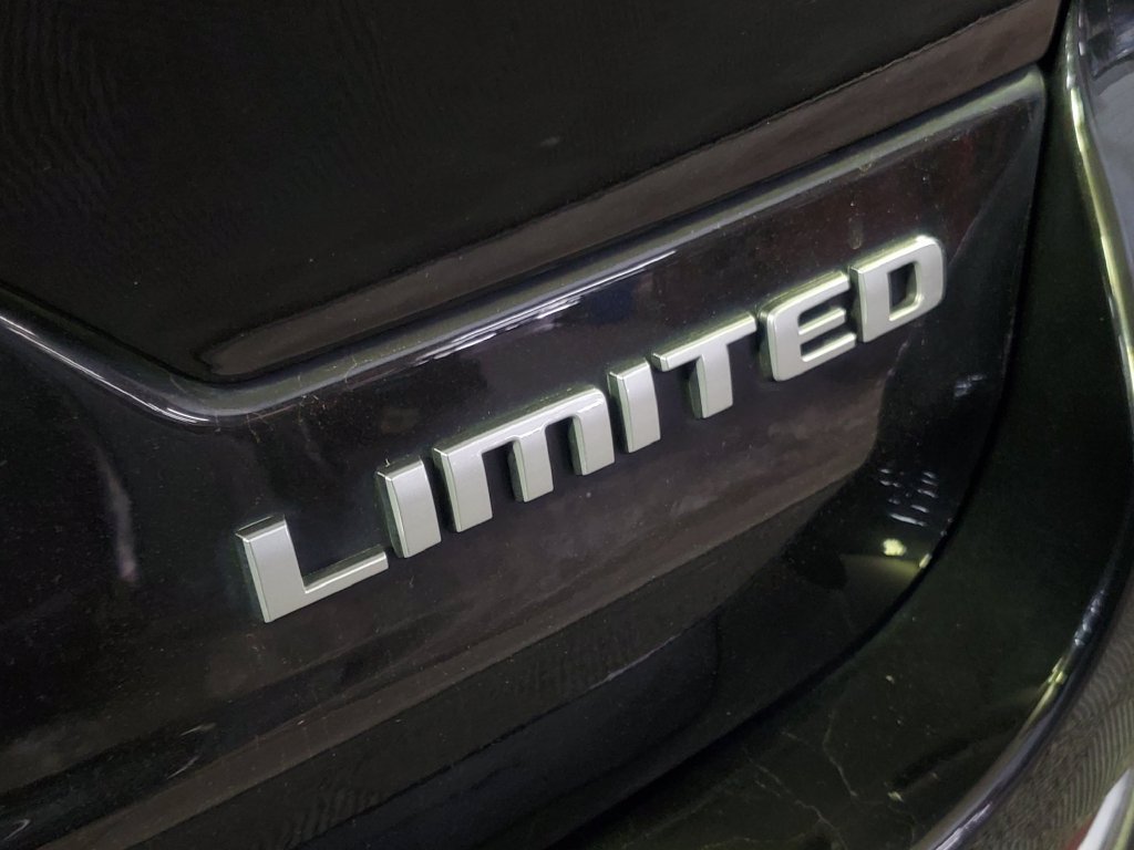 Used 2024 Jeep Grand Cherokee Limited w/ Luxury Tech Group II AWD/4WD image 34