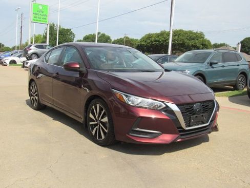 Used 2022 Nissan Sentra SV w/ SV Premium Package image 4