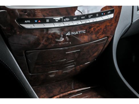 Used 2010 Mercedes-Benz CL 550 4MATIC image 22