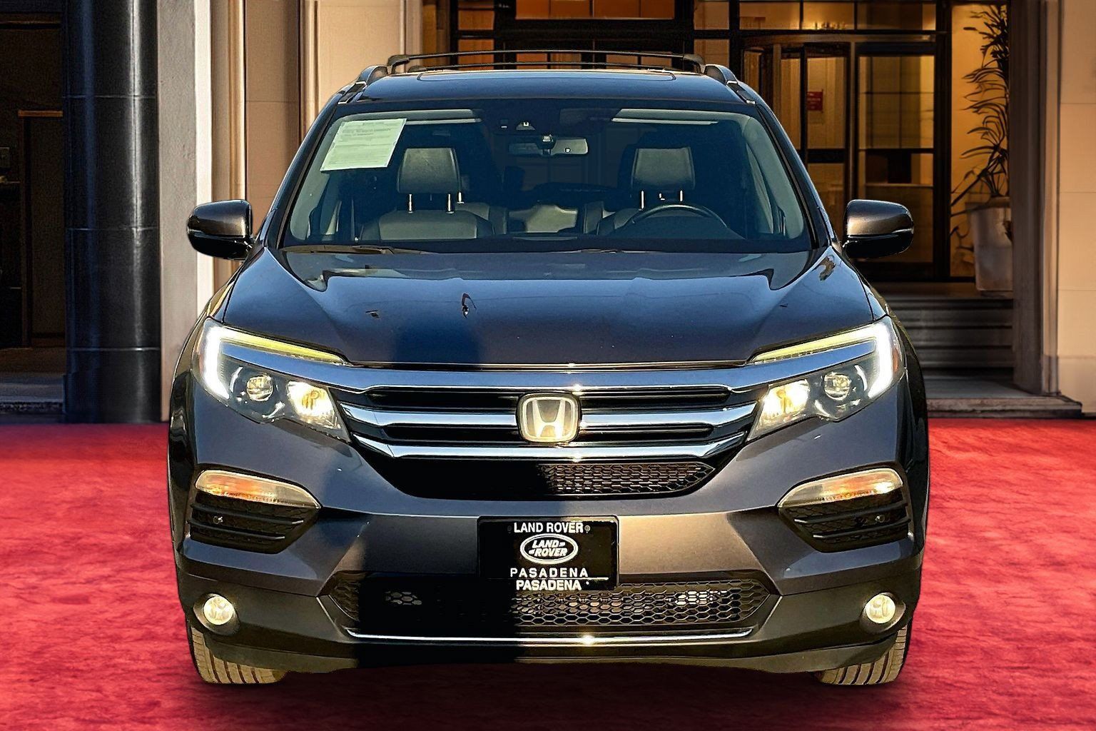 Used 2016 Honda Pilot Elite image 3