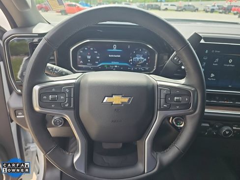 Used 2025 Chevrolet Silverado 2500 LT AWD/4WD image 16