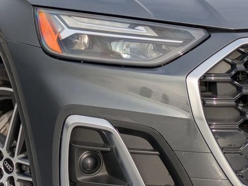 Used 2023 Audi Q5 e Premium w/ Convenience Package image 25