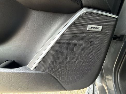 Certified 2020 Cadillac Escalade Luxury w/ Escalade Sport Edition image 24