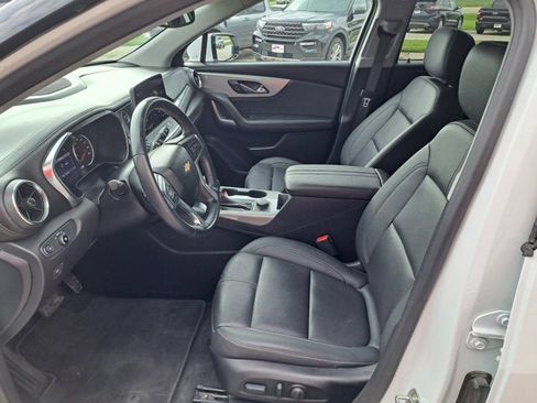 Used 2023 Chevrolet Blazer LT w/ LPO, Black Grille Bar Package AWD/4WD image 14