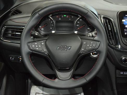 Used 2024 Chevrolet Equinox RS w/ RS Leather Package AWD/4WD image 35