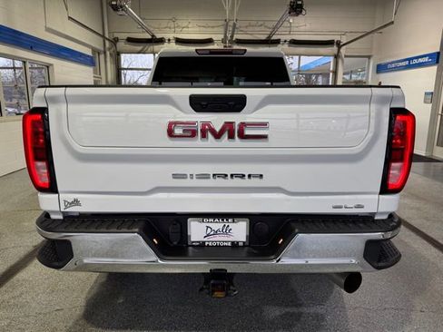 Used 2025 GMC Sierra 3500 SLE w/ SLE Value Package image 9