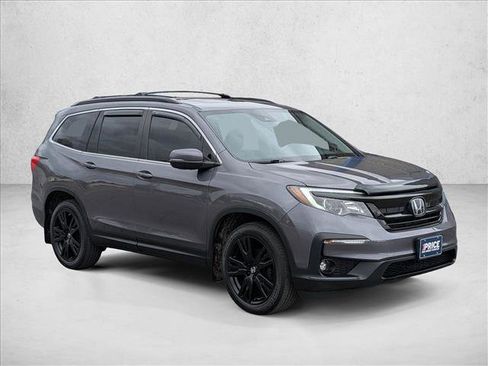 Used 2022 Honda Pilot Special Edition image 3