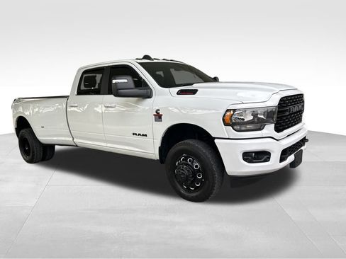 Used 2024 RAM 3500 Big Horn w/ Night Edition image 2