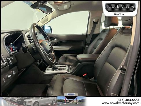 Used 2019 Chevrolet Colorado ZR2 w/ ZR2 Midnight Special Edition image 16