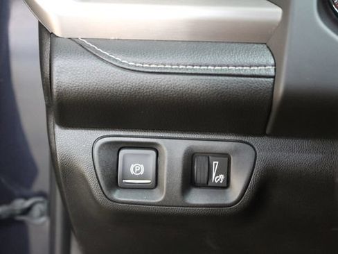 Used 2019 GMC Acadia Denali w/ GMC Pro Grade Package AWD/4WD image 15