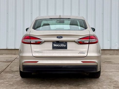 Certified 2019 Ford Fusion SEL image 4