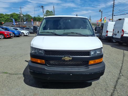Used 2022 Chevrolet Express 2500 Extended w/ Driver Convenience Package RWD image 2