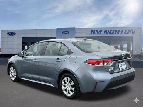 Used 2024 Toyota Corolla LE FWD image 7