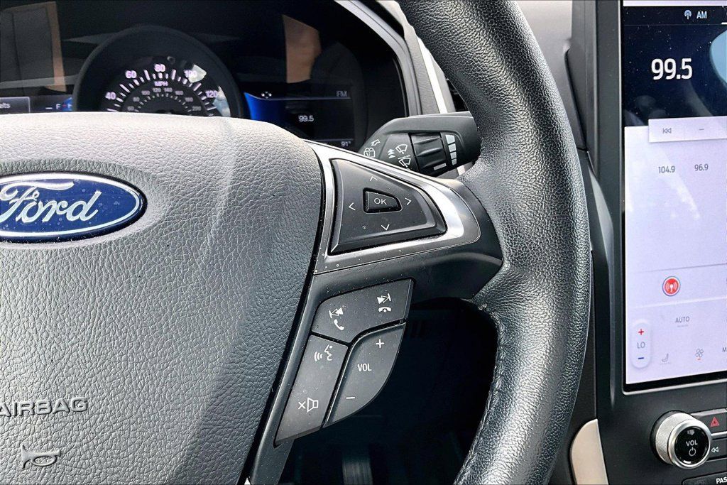 Used 2024 Ford Edge SEL AWD/4WD image 19