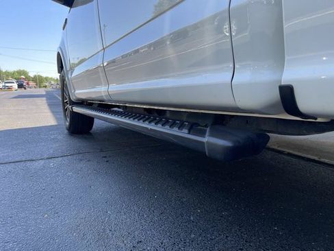 Used 2019 Ford F150 XLT w/ Equipment Group 302A Luxury AWD/4WD image 16