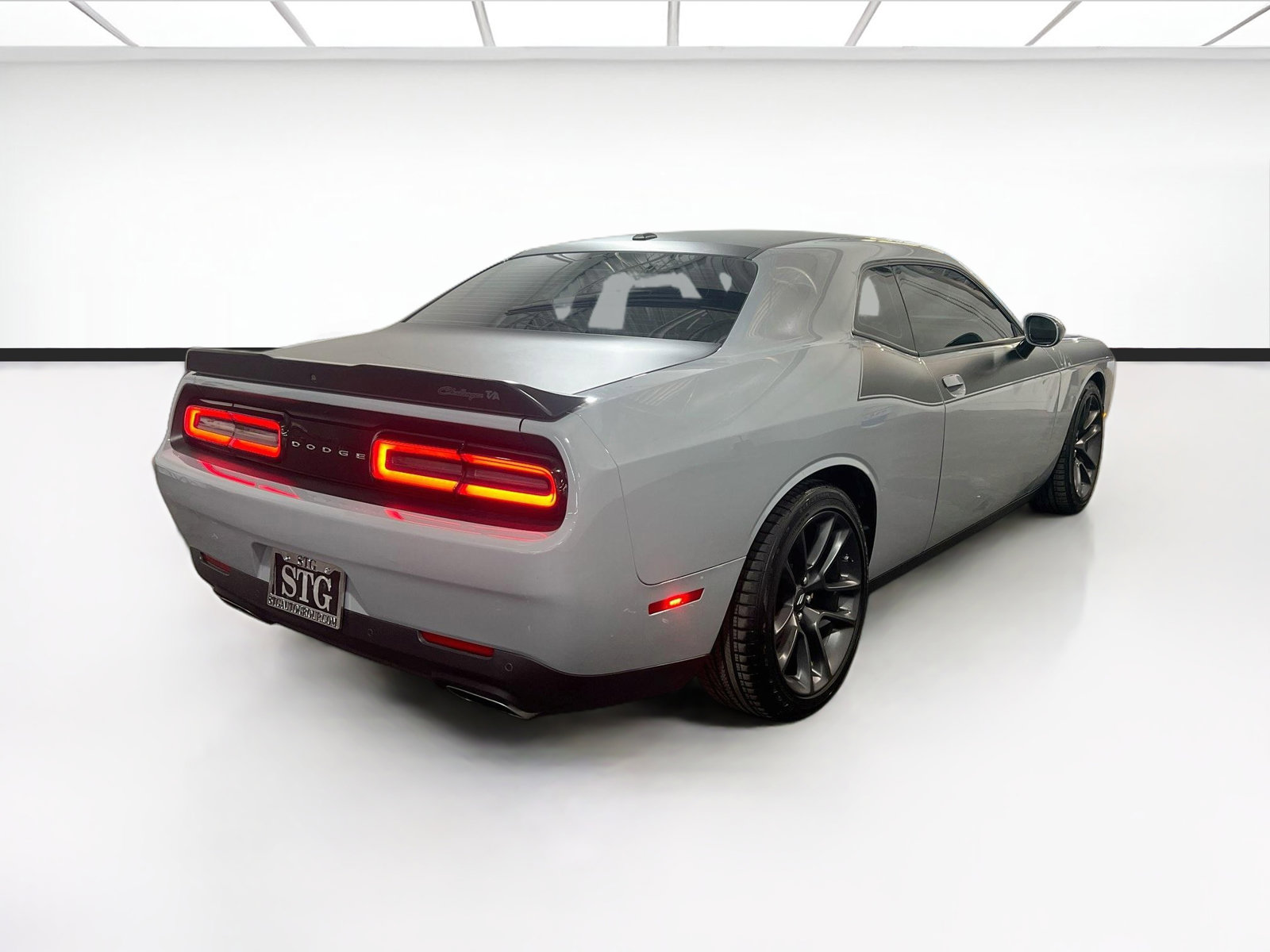 Used 2020 Dodge Challenger R/T w/ T/A Package RWD image 4
