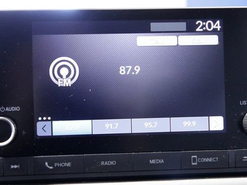 Certified 2023 Honda HR-V LX image 31