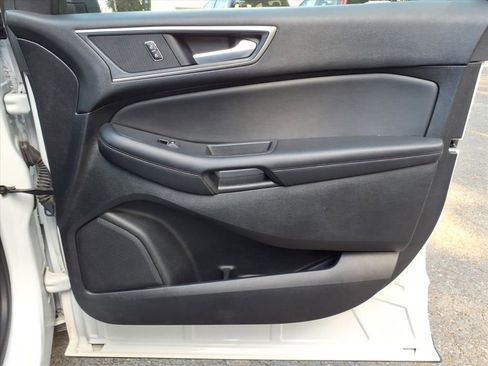 Used 2024 Ford Edge SEL AWD/4WD image 29