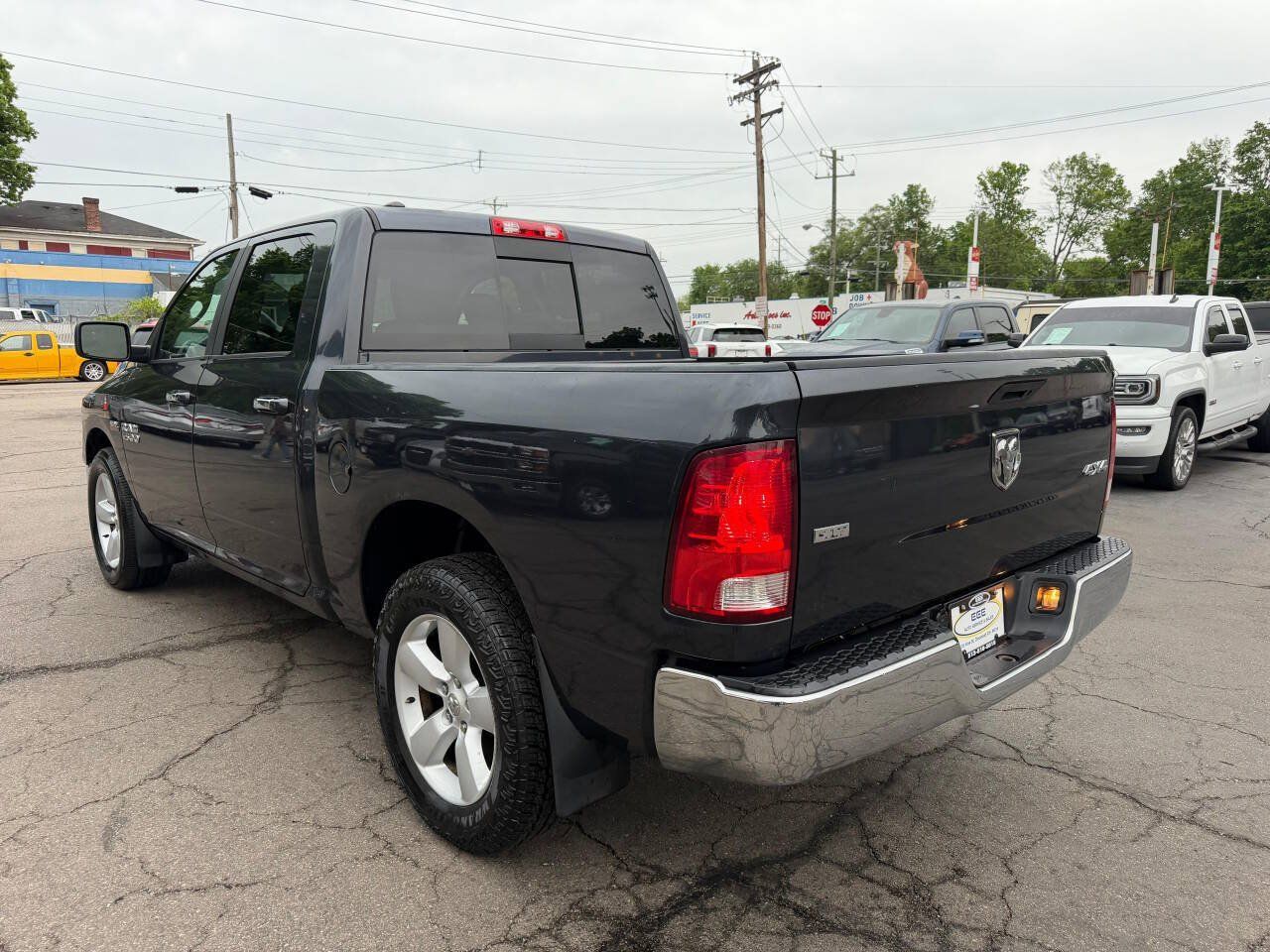 Used 2018 RAM 1500 Classic SLT AWD/4WD image 6