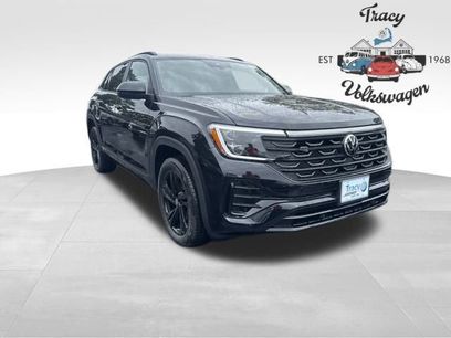 New 2026 Volkswagen Atlas Cross Sport SEL R-Line