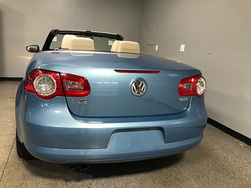 Used 2009 Volkswagen Eos Komfort FWD image 7