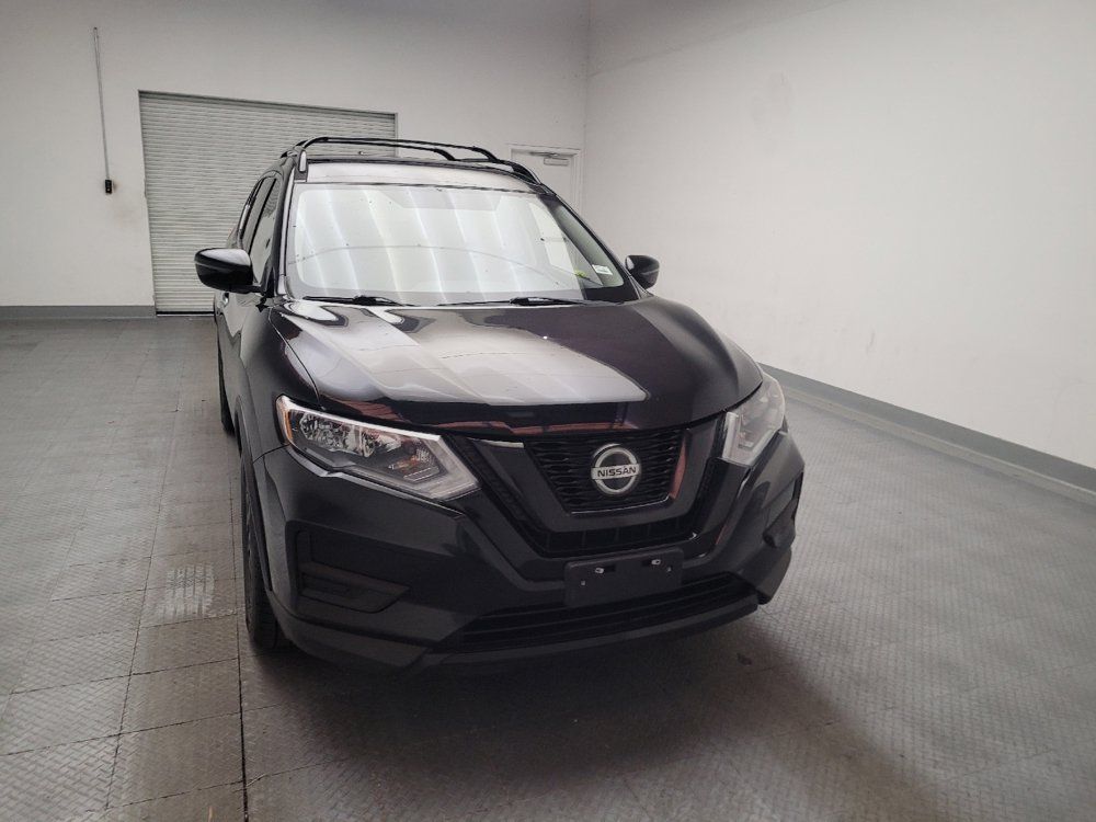 Used 2018 Nissan Rogue SV FWD image 14