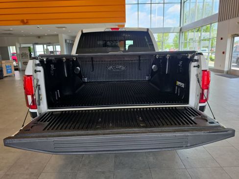 Used 2020 Ford F150 XLT w/ Equipment Group 302A Luxury AWD/4WD image 40