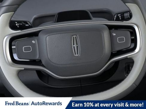 New 2026 Lincoln Navigator L Reserve AWD/4WD image 12
