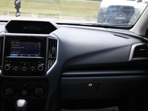 Used 2022 Subaru Impreza 2.0i Premium image 24