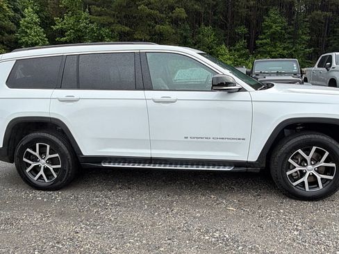 Used 2025 Jeep Grand Cherokee L Limited w/ Luxury Tech Group II AWD/4WD image 7
