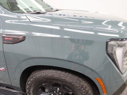 Used 2026 GMC Yukon XL AT4 Ultimate AWD/4WD image 35