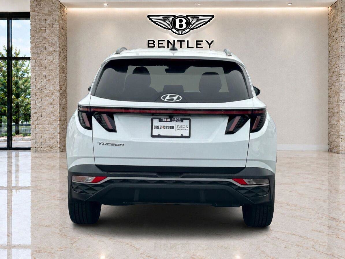 Used 2023 Hyundai Tucson SEL w/ Convenience Package FWD image 4