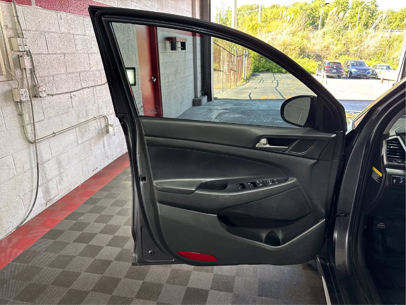 Used 2018 Hyundai Tucson Value AWD/4WD image 19