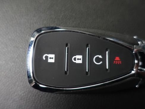 Used 2025 Chevrolet Trax LT image 16