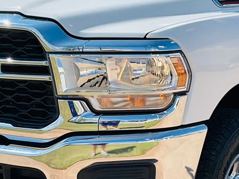 Used 2021 RAM 2500 Tradesman RWD image 4
