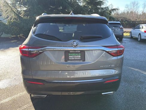 Used 2019 Buick Enclave Essence image 4