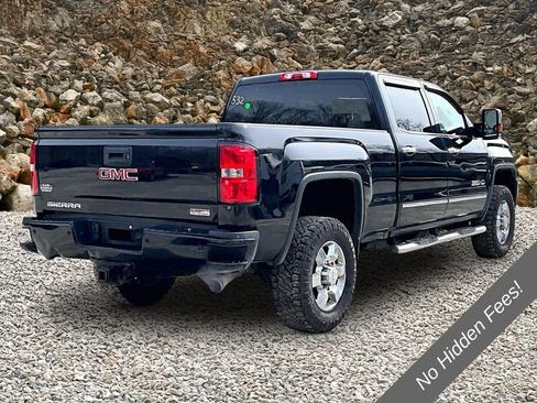 Used 2017 GMC Sierra 2500 SLT w/ All Terrain HD Package AWD/4WD image 2