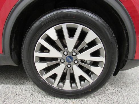 Used 2020 Ford Escape Titanium AWD/4WD image 14