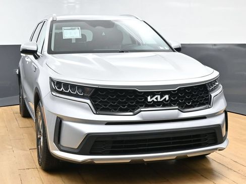 Used 2022 Kia Sorento S FWD image 4