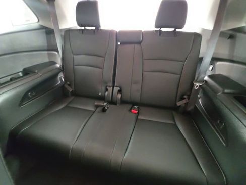 Used 2021 Honda Pilot Special Edition image 16