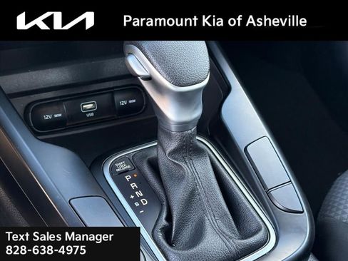 Used 2024 Kia Soul LX w/ Option Group 015 image 27