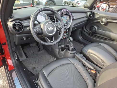 Used 2018 MINI Cooper Convertible image 10