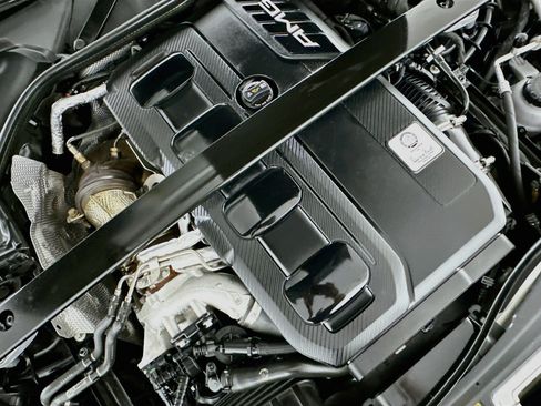 Used 2023 Mercedes-Benz C 43 AMG 4MATIC Sedan image 31