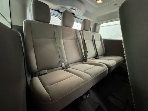 Used 2014 Nissan NV 3500 SV w/ Technology Package RWD image 17