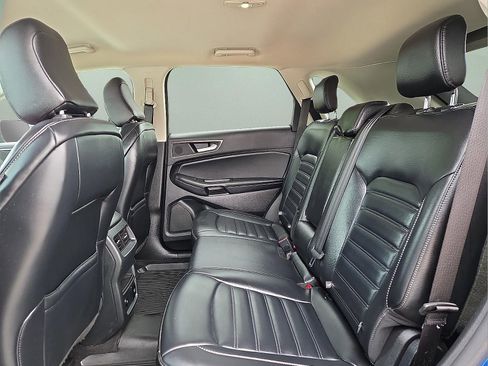 Certified 2023 Ford Edge SEL w/ Convenience Package AWD/4WD image 10