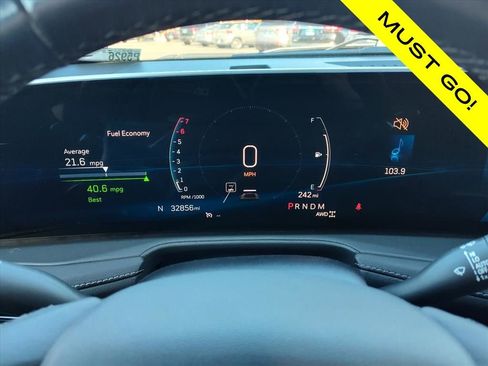 Used 2024 Cadillac XT4 Premium Luxury image 17