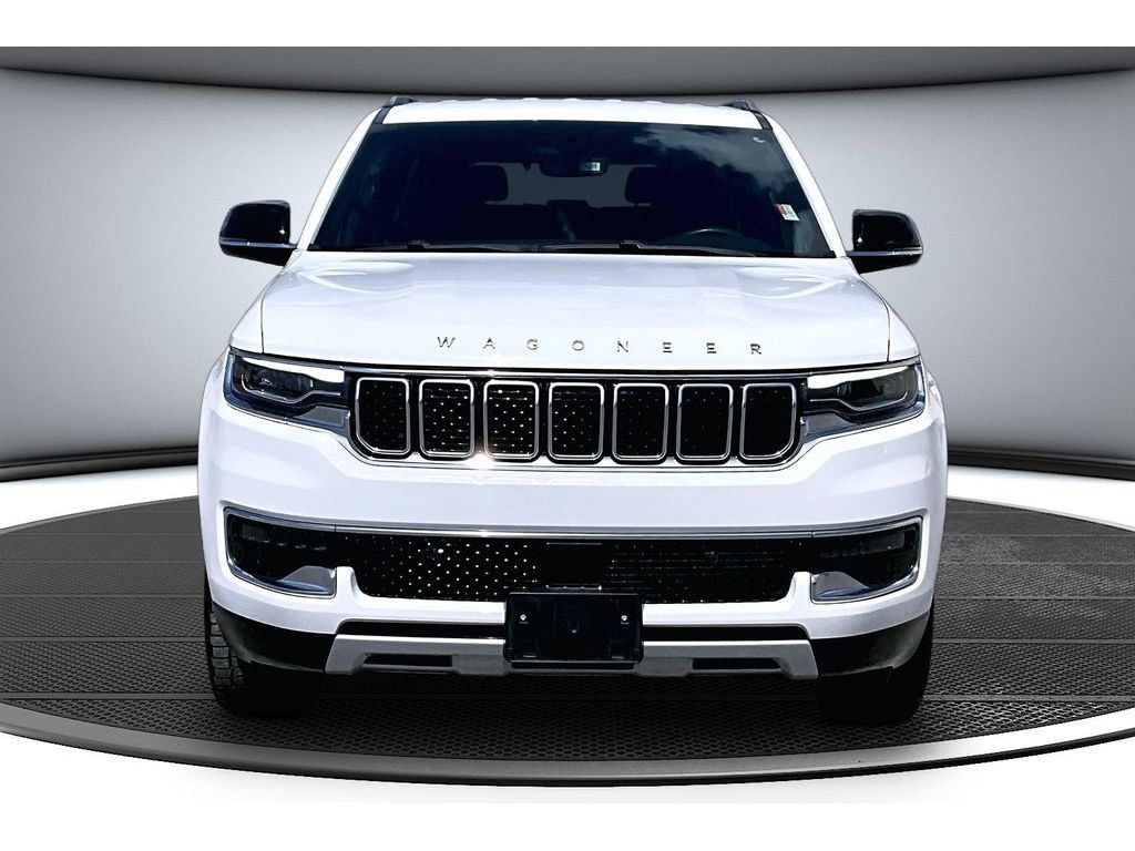 Certified 2024 Jeep Wagoneer Series II w/ Flexible Seating Group AWD/4WD image 4