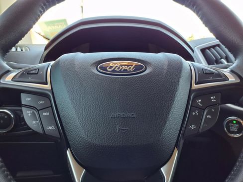 Used 2024 Ford Edge SEL w/ Convenience Package AWD/4WD image 17