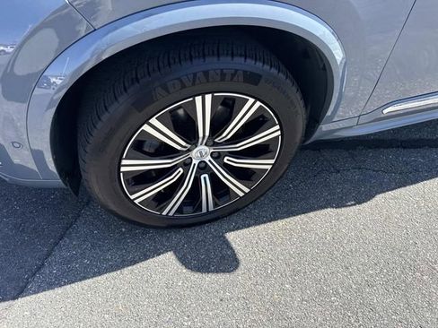 Used 2023 Volvo XC90 B5 Plus AWD/4WD image 13